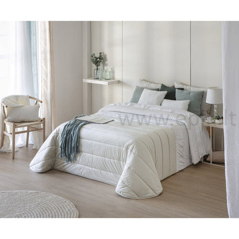 Lovatiesė "Arlet Sand" su 2 dekoratyvinių pagalvėlių užvalkalais, smėlinės spalvos